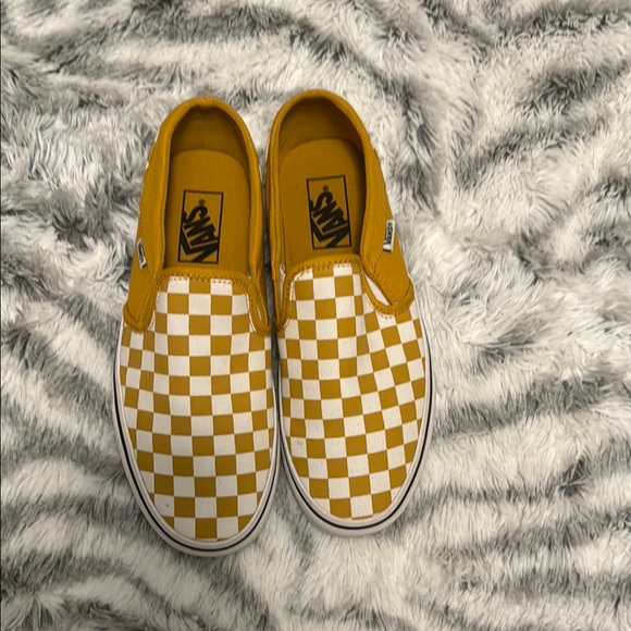 Vans Shoes - Vans Yellow Checkered Women’s size 9 EUC